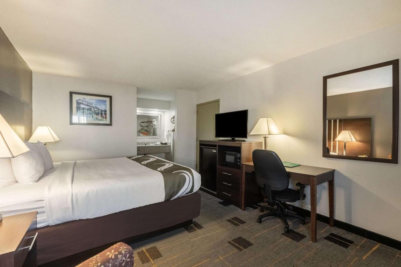 Quality Inn Cleveland Eksteriør billede